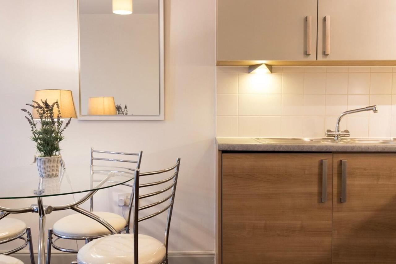 Beautiful 2 Bedroom Property In Borough Лондон Экстерьер фото