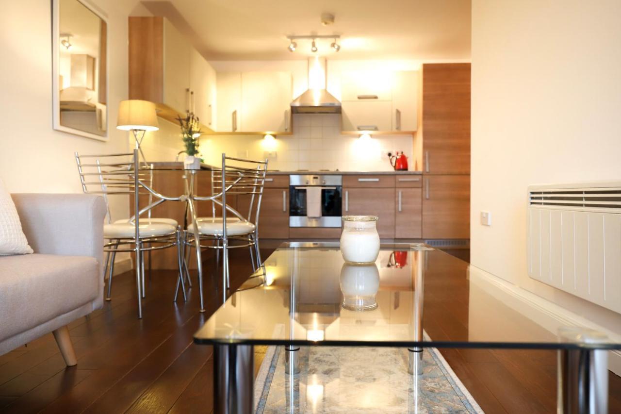 Beautiful 2 Bedroom Property In Borough Лондон Экстерьер фото